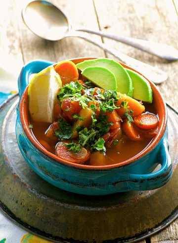 Slow Cooker Light Mexican No Chicken Soup - Filling, warm and Satifying