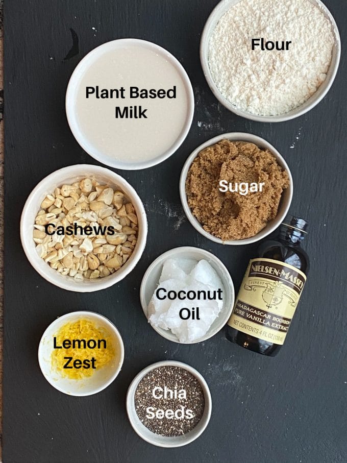 Labeled ingredients to make biscotti