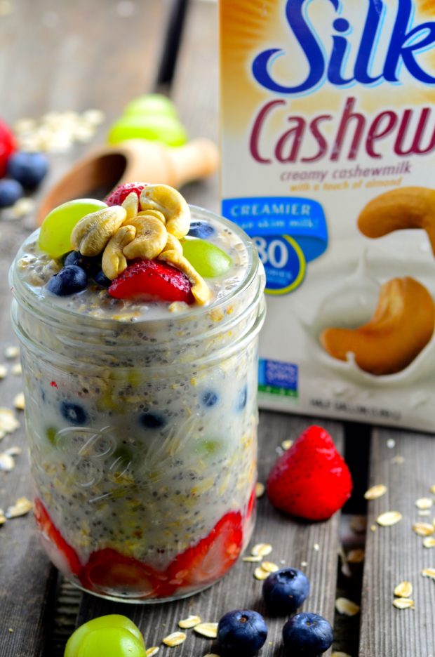Cashew & Banana Overnight Oats #Vegan #oats #breakfast #cashew #silk