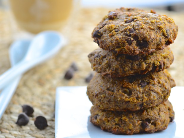 Chocolate Chip Hemp Protein Cookies - The perfect breakfast cookie - vegan and kosher