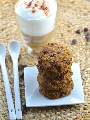 Chocolate Chip Hemp Protein Cookies - The perfect breakfast cookie - vegan and kosher