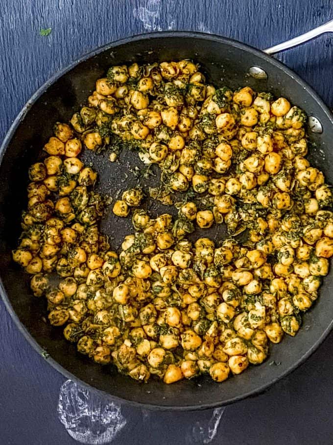 Coated spiced chickpeas with fresh cilantro