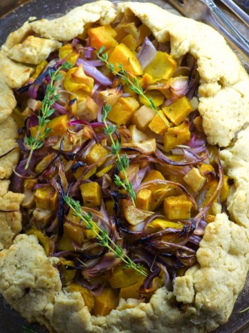 A delicious combination of sweet and savory, this Roasted Butternut Squash Galette is the perfect appetizer or side this for your Rosh Hashana, Thanksgiving or holiday table!