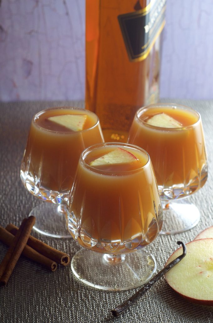 Warm up this winter season with this Apple Cider Hot Toddy. Sweet, smokey and delicious!