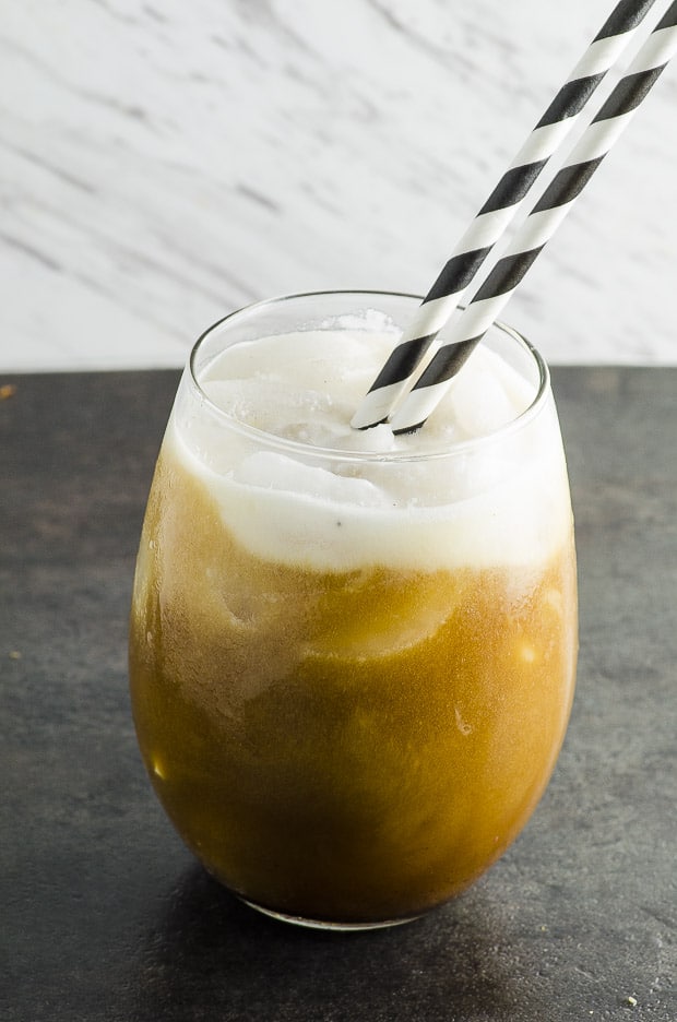 How to make Cold brew. You've probably seen cold brew coffee pop up all over the place lately. But, what exactly is cold brew coffee? To put it simply, it's  coffee that is brewed in cold, not hot, water. The result is a smooth, less acidic coffee where its true flavor shines without being bitter.