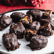 Stuffed-Dates-with-Peanut-